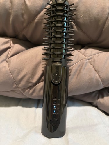 Cordless curling iron brush